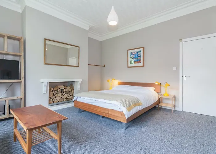 Rentalshosted Chorlton
